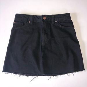 Black H&M Denim Mini Skirt🌚